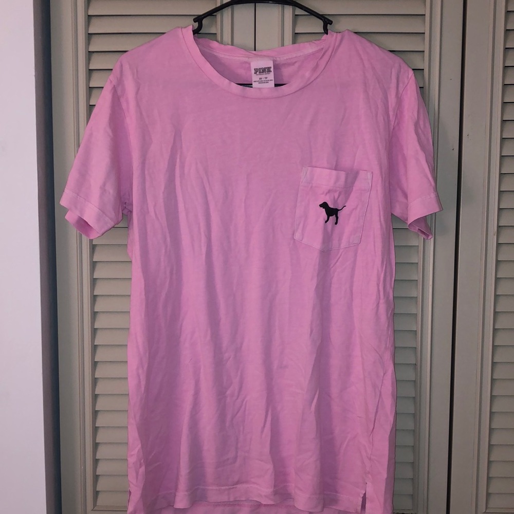 VS pink short sleeved hot pink t-shirt